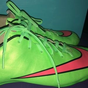 NIKE MERCURIAL VICTORY V INDOOR SOCCER SHOES